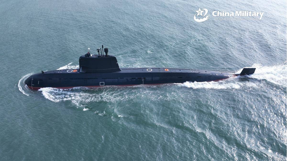 就离谱!中国“基洛”服役20年回娘家,遇到刚入列的新“基洛”?