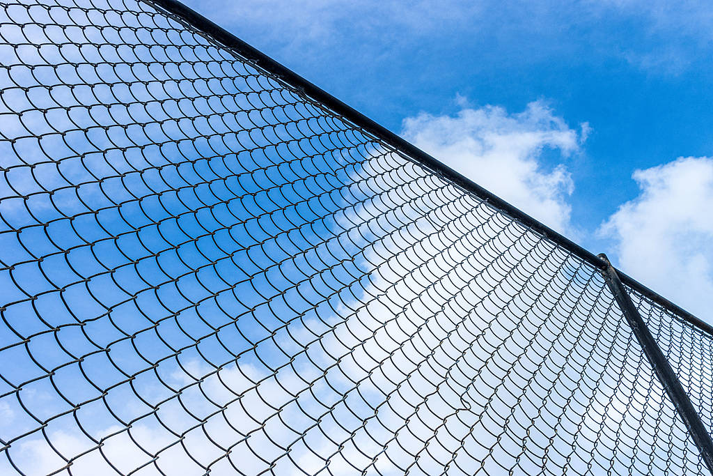 女孩10万元把男友卖到缅甸,该有“拐卖人口罪”了