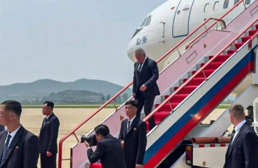 俄乌冲突打了3年多,绍伊古彻底暴露:除打仗不行,各方面都是顶尖高手!普京果然没有看错人