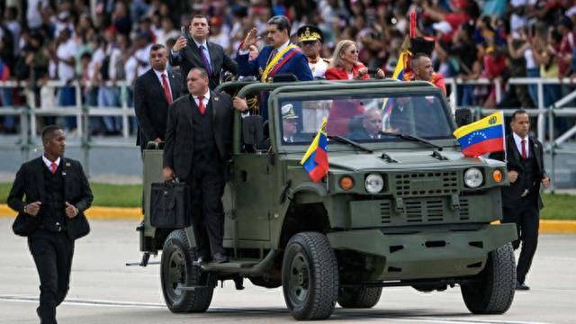 最快后天,2200名美海军陆战队员将抵达委内瑞拉海岸,要对马杜罗动手?