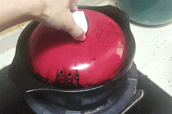 香菇排骨炖出“仙境”,女子购物中途被妈妈急喊回家