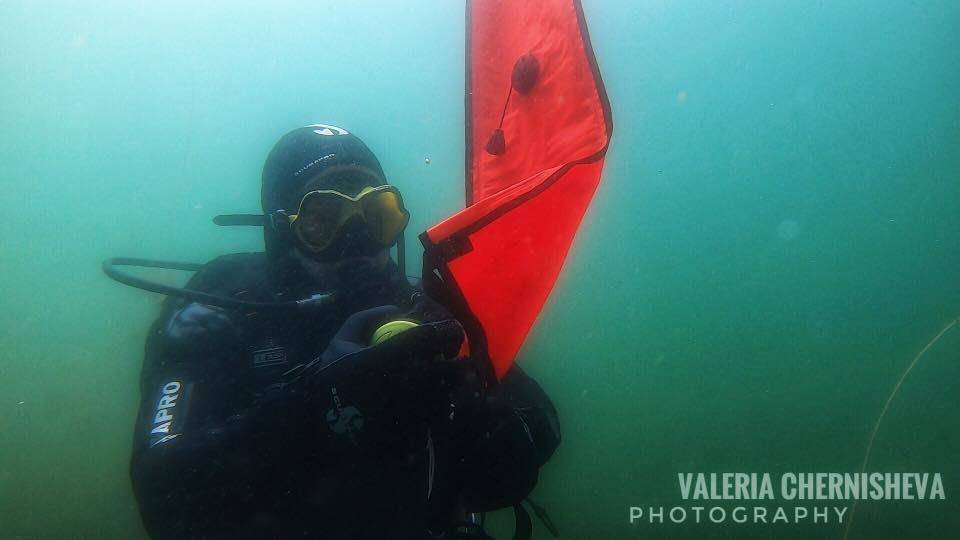 乌克兰女蛙人深潜80米,在北约家门口,炸了北溪管道,遭德国通缉