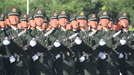 盛大阅兵即将开始,这是今晨的天安门广场!