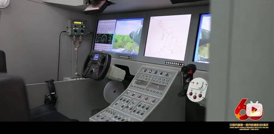 上打无人机,下打坦克!混动电驱!360度全景!100坦克有多厉害?