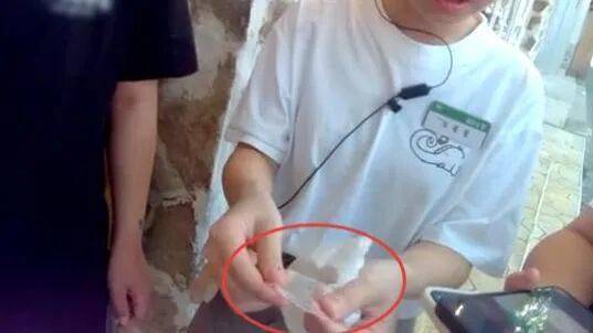 上海警方:一个月犯了4次,王某(女)被刑拘!