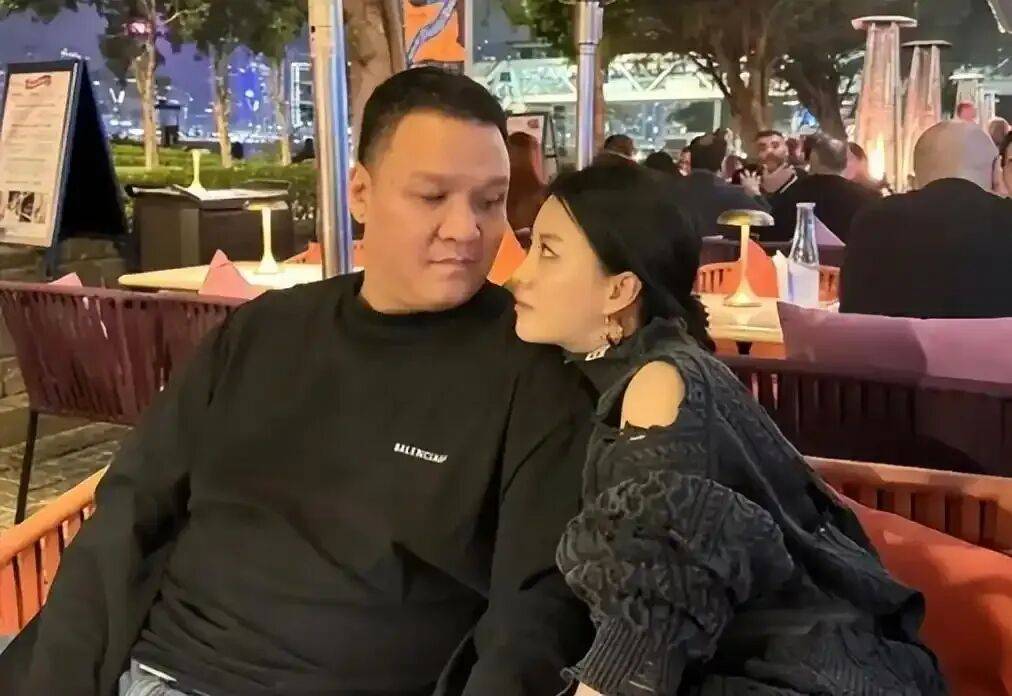 知名导演与女明星官宣离婚:早已恢复朋友关系