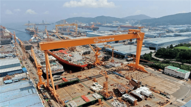 “中美开战前48小时”言论炸锅!中日韩相视一笑,决定联合行动