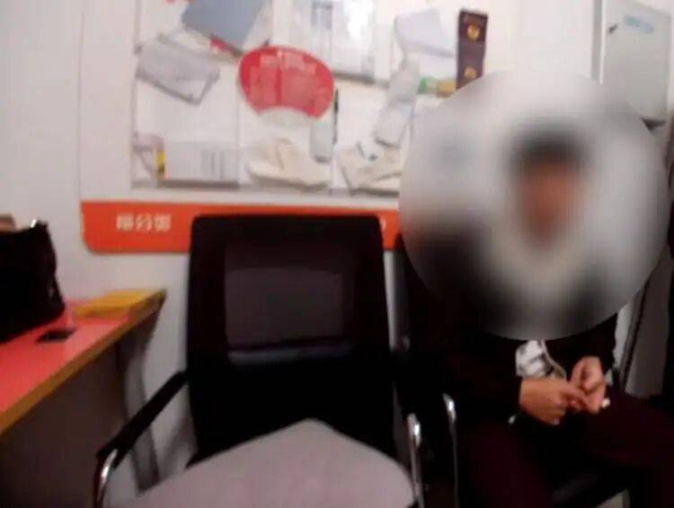 上海女子线上购买3万余元高档酒水,店长感觉不对劲,立即报警
